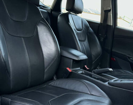 Синий Форд Фокус, объемом двигателя 0 л и пробегом 153 тыс. км за 9600 $, фото 10 на Automoto.ua