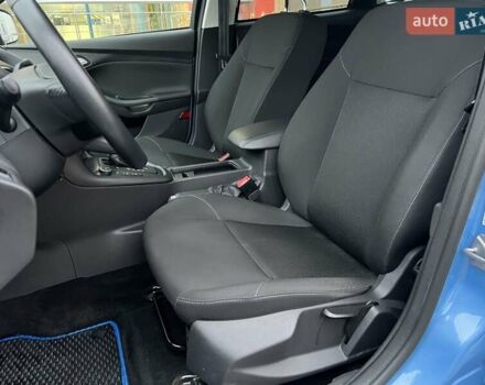 Синий Форд Фокус, объемом двигателя 1 л и пробегом 66 тыс. км за 11773 $, фото 13 на Automoto.ua