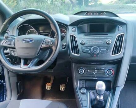 Синий Форд Фокус, объемом двигателя 2 л и пробегом 32 тыс. км за 11000 $, фото 12 на Automoto.ua