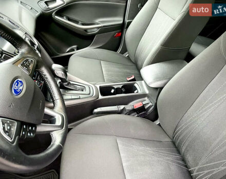 Синий Форд Фокус, объемом двигателя 2 л и пробегом 57 тыс. км за 11200 $, фото 43 на Automoto.ua