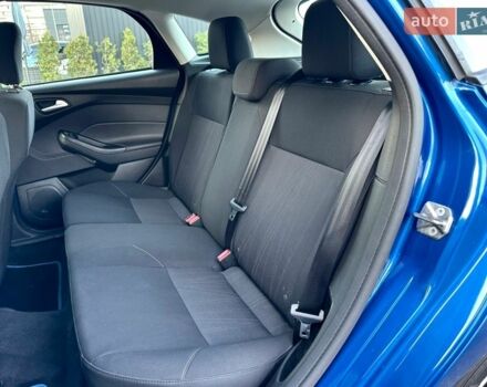 Синий Форд Фокус, объемом двигателя 2 л и пробегом 144 тыс. км за 8900 $, фото 31 на Automoto.ua