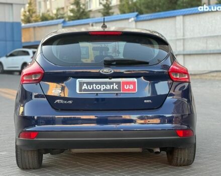 Синій Форд Фокус, об'ємом двигуна 2 л та пробігом 102 тис. км за 9990 $, фото 4 на Automoto.ua