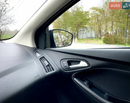 Синий Форд Фокус, объемом двигателя 2 л и пробегом 57 тыс. км за 11200 $, фото 58 на Automoto.ua