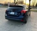 Синій Форд Фокус, об'ємом двигуна 2 л та пробігом 122 тис. км за 9800 $, фото 7 на Automoto.ua