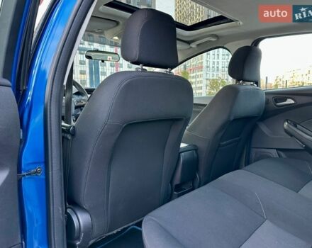 Синий Форд Фокус, объемом двигателя 2 л и пробегом 144 тыс. км за 8900 $, фото 30 на Automoto.ua