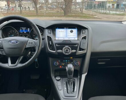 Синій Форд Фокус, об'ємом двигуна 2 л та пробігом 114 тис. км за 9700 $, фото 14 на Automoto.ua