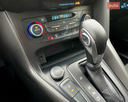 Синий Форд Фокус, объемом двигателя 2 л и пробегом 57 тыс. км за 11200 $, фото 52 на Automoto.ua