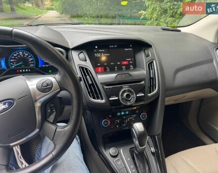 Синій Форд Фокус, об'ємом двигуна 0 л та пробігом 152 тис. км за 9400 $, фото 7 на Automoto.ua