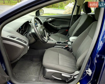 Синий Форд Фокус, объемом двигателя 2 л и пробегом 57 тыс. км за 11200 $, фото 41 на Automoto.ua
