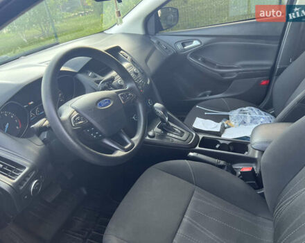 Синій Форд Фокус, об'ємом двигуна 2 л та пробігом 45 тис. км за 9000 $, фото 3 на Automoto.ua