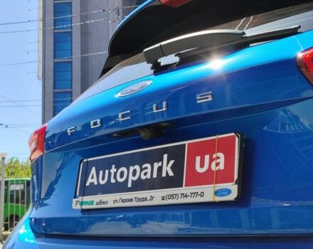 Синій Форд Фокус, об'ємом двигуна 0.15 л та пробігом 100 тис. км за 15390 $, фото 8 на Automoto.ua