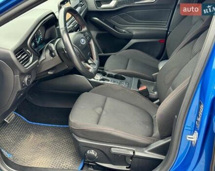 Синий Форд Фокус, объемом двигателя 1.5 л и пробегом 116 тыс. км за 15240 $, фото 15 на Automoto.ua
