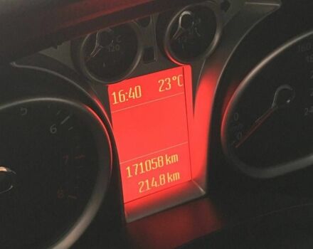 Синий Форд Фокус, объемом двигателя 1.6 л и пробегом 171 тыс. км за 6100 $, фото 4 на Automoto.ua