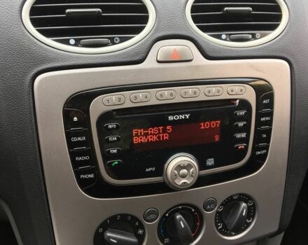 Синий Форд Фокус, объемом двигателя 1.6 л и пробегом 171 тыс. км за 6100 $, фото 6 на Automoto.ua