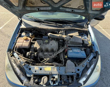 Синий Форд Фокус, объемом двигателя 2 л и пробегом 174 тыс. км за 3100 $, фото 8 на Automoto.ua