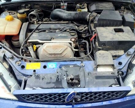 Синий Форд Фокус, объемом двигателя 1.8 л и пробегом 220 тыс. км за 3600 $, фото 1 на Automoto.ua