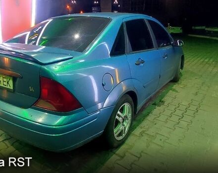 Синій Форд Фокус, об'ємом двигуна 2 л та пробігом 250 тис. км за 2700 $, фото 1 на Automoto.ua