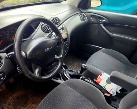 Синий Форд Фокус, объемом двигателя 1.8 л и пробегом 220 тыс. км за 3600 $, фото 3 на Automoto.ua