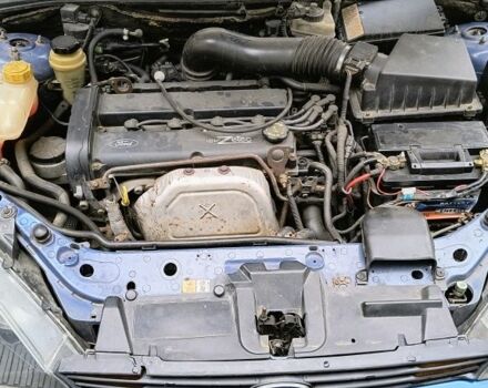 Синий Форд Фокус, объемом двигателя 2 л и пробегом 250 тыс. км за 3500 $, фото 6 на Automoto.ua