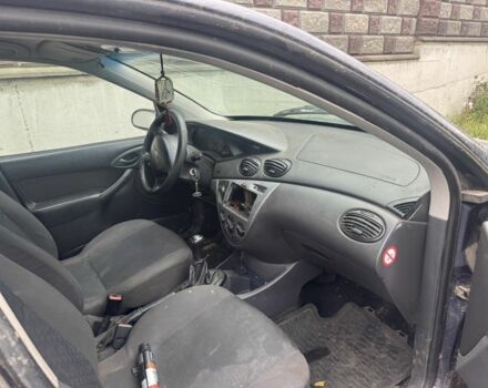 Синий Форд Фокус, объемом двигателя 1.6 л и пробегом 350 тыс. км за 499 $, фото 3 на Automoto.ua