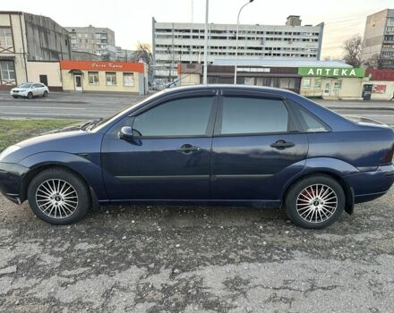 Синій Форд Фокус, об'ємом двигуна 1.6 л та пробігом 304 тис. км за 3000 $, фото 2 на Automoto.ua