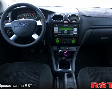 Синий Форд Фокус, объемом двигателя 1.4 л и пробегом 346 тыс. км за 3400 $, фото 11 на Automoto.ua