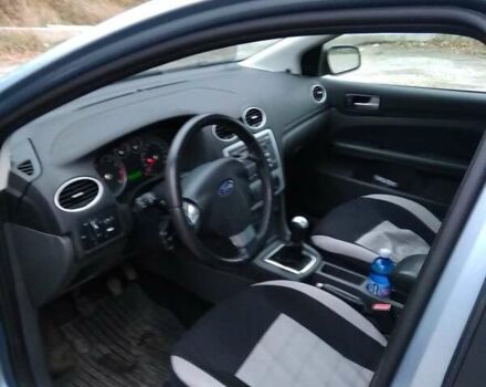 Синий Форд Фокус, объемом двигателя 1.6 л и пробегом 321 тыс. км за 5000 $, фото 5 на Automoto.ua