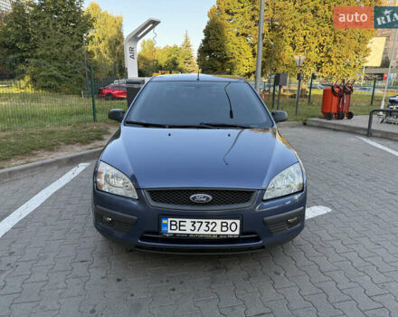 Синий Форд Фокус, объемом двигателя 1.6 л и пробегом 215 тыс. км за 4600 $, фото 6 на Automoto.ua