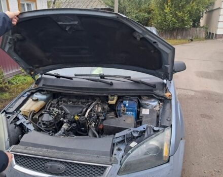 Синий Форд Фокус, объемом двигателя 2 л и пробегом 300 тыс. км за 4000 $, фото 5 на Automoto.ua