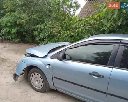 Синій Форд Фокус, об'ємом двигуна 1.6 л та пробігом 320 тис. км за 1500 $, фото 6 на Automoto.ua