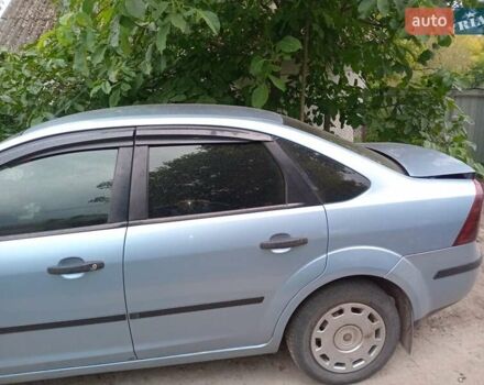 Синій Форд Фокус, об'ємом двигуна 1.6 л та пробігом 320 тис. км за 1500 $, фото 5 на Automoto.ua