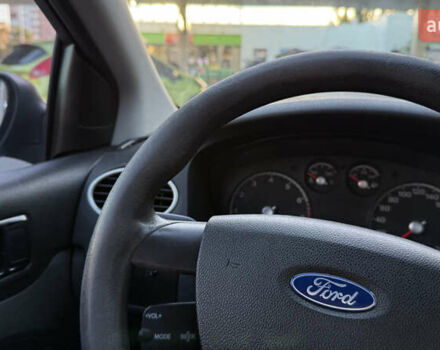 Синий Форд Фокус, объемом двигателя 1.6 л и пробегом 215 тыс. км за 4600 $, фото 23 на Automoto.ua