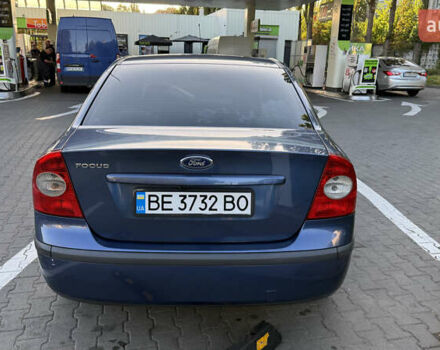 Синий Форд Фокус, объемом двигателя 1.6 л и пробегом 215 тыс. км за 4600 $, фото 5 на Automoto.ua