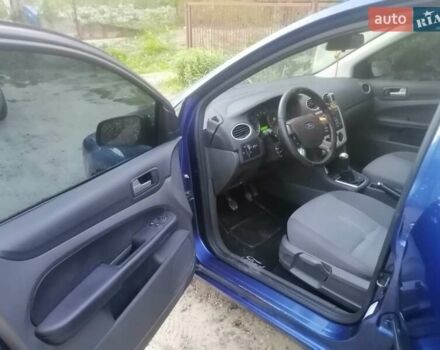 Синий Форд Фокус, объемом двигателя 1.6 л и пробегом 400 тыс. км за 4200 $, фото 10 на Automoto.ua
