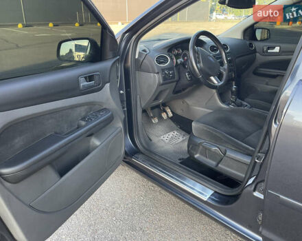 Форд Фокус 2006 в Киеве на Automoto.ua Синий Форд Фокус, объемом двигателя 2 л и пробегом 296 тыс. км за 4200 $, фото 11 на Automoto.ua