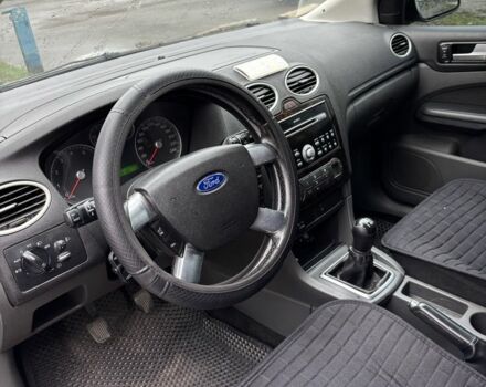 Синій Форд Фокус, об'ємом двигуна 1.6 л та пробігом 308 тис. км за 3800 $, фото 3 на Automoto.ua