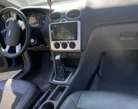 Синий Форд Фокус, объемом двигателя 1.6 л и пробегом 320 тыс. км за 4500 $, фото 10 на Automoto.ua