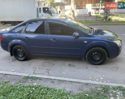 Синий Форд Фокус, объемом двигателя 1.6 л и пробегом 320 тыс. км за 4500 $, фото 6 на Automoto.ua