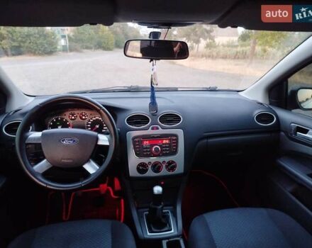 Синий Форд Фокус, объемом двигателя 1.6 л и пробегом 259 тыс. км за 4000 $, фото 46 на Automoto.ua