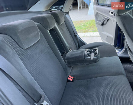 Синий Форд Фокус, объемом двигателя 1.6 л и пробегом 288 тыс. км за 3700 $, фото 13 на Automoto.ua