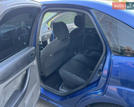 Синий Форд Фокус, объемом двигателя 1.6 л и пробегом 288 тыс. км за 3700 $, фото 10 на Automoto.ua
