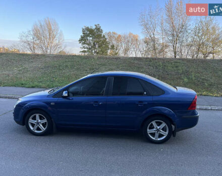 Синий Форд Фокус, объемом двигателя 1.6 л и пробегом 288 тыс. км за 3700 $, фото 1 на Automoto.ua