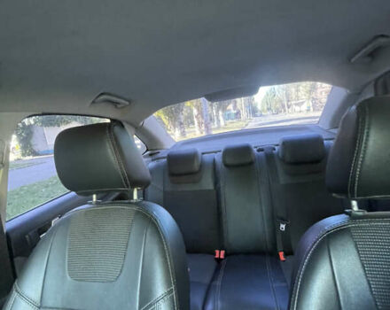 Синий Форд Фокус, объемом двигателя 1.6 л и пробегом 320 тыс. км за 4500 $, фото 8 на Automoto.ua