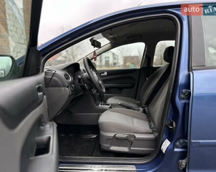 Синій Форд Фокус, об'ємом двигуна 1.6 л та пробігом 237 тис. км за 5300 $, фото 25 на Automoto.ua