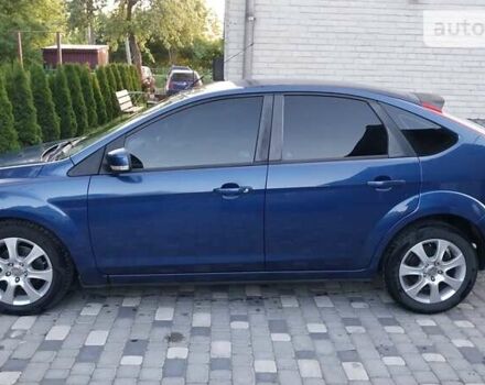 Синій Форд Фокус, об'ємом двигуна 1.6 л та пробігом 198 тис. км за 6000 $, фото 6 на Automoto.ua