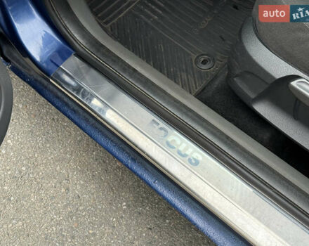 Синий Форд Фокус, объемом двигателя 1.6 л и пробегом 316 тыс. км за 4499 $, фото 33 на Automoto.ua