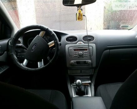 Синій Форд Фокус, об'ємом двигуна 1.6 л та пробігом 320 тис. км за 4500 $, фото 5 на Automoto.ua