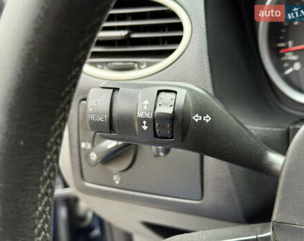 Синий Форд Фокус, объемом двигателя 1.6 л и пробегом 316 тыс. км за 4499 $, фото 38 на Automoto.ua