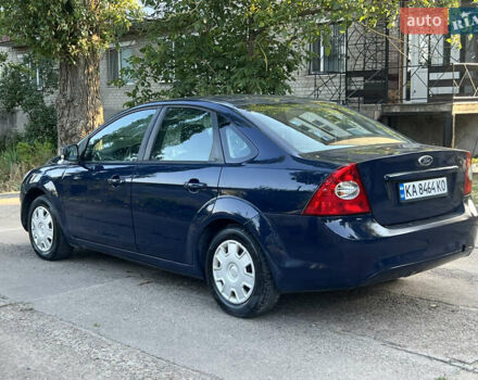Синий Форд Фокус, объемом двигателя 1.6 л и пробегом 217 тыс. км за 4300 $, фото 2 на Automoto.ua