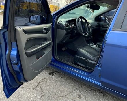 Синій Форд Фокус, об'ємом двигуна 1.6 л та пробігом 201 тис. км за 6850 $, фото 1 на Automoto.ua